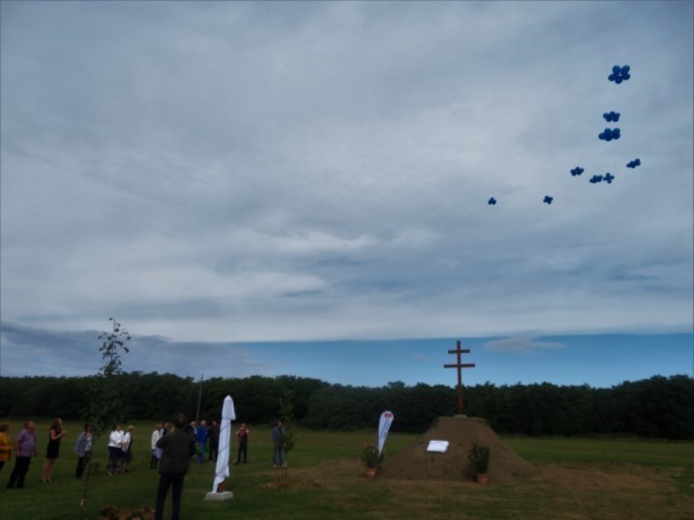 Negy Kozseg 0828 007