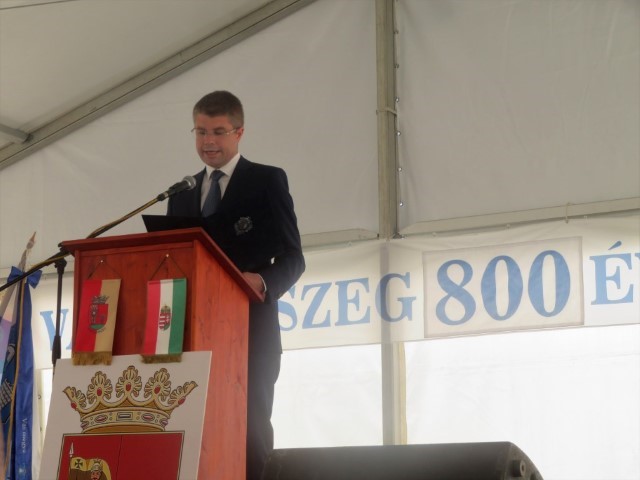 Negy Kozseg 0828 013