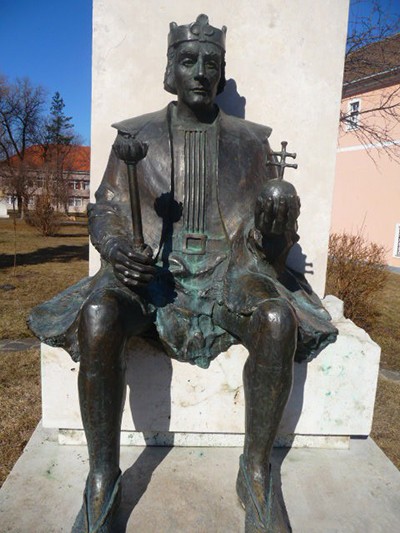 V. István